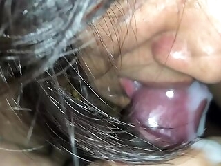 sexiest indian lady closeup cock sucking thither sperm in all directions mouth